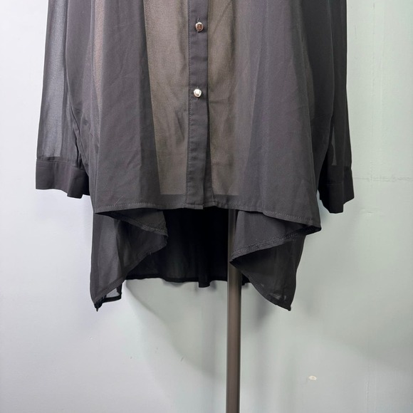 Shein Curve Floral Embroidered Yoke Dip Hem Sheer Black Button Up Blouse Size 5X - Picture 6 of 12